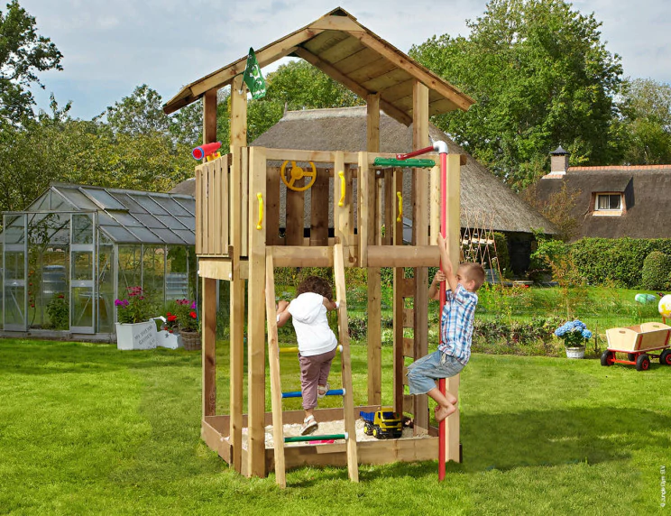 Jungle Chalet | Wooden climbing frame with fireman's pole Jungle Chalet | Wooden climbing frame with fireman's pole