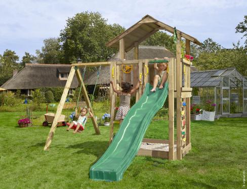 Jungle Chalet | Wooden climbing frame with swing